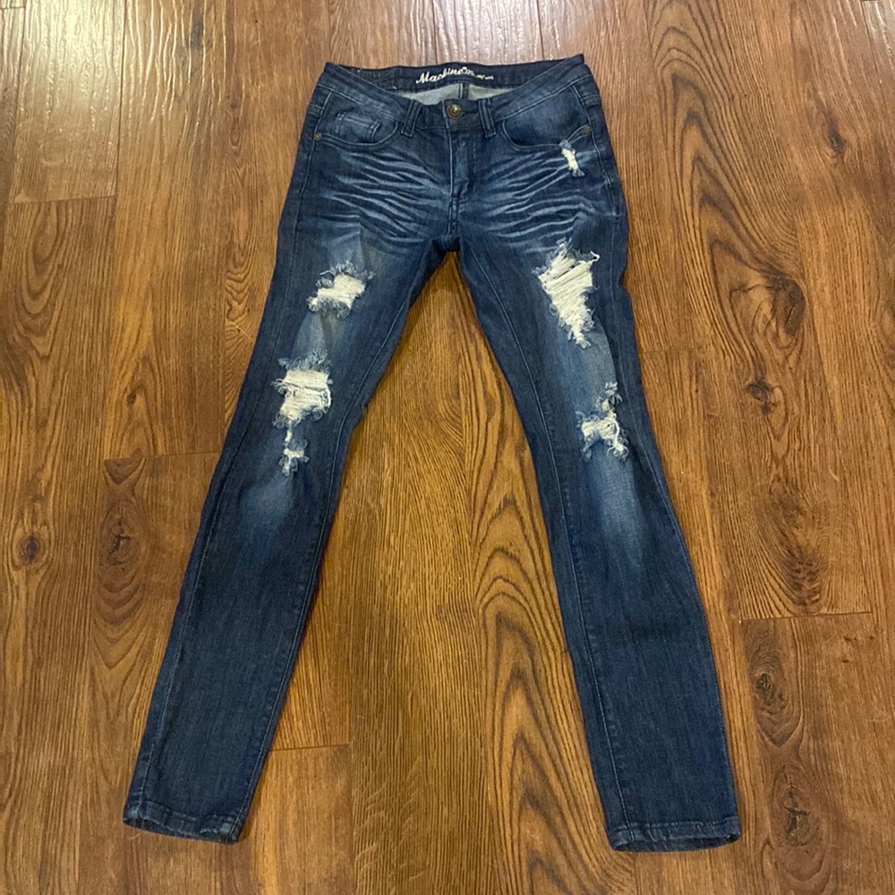 Dark ripped jeans - low waisted